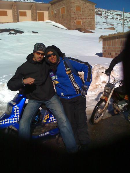 maintenet avec mon oncle ......lol c super laaaaa neigee..